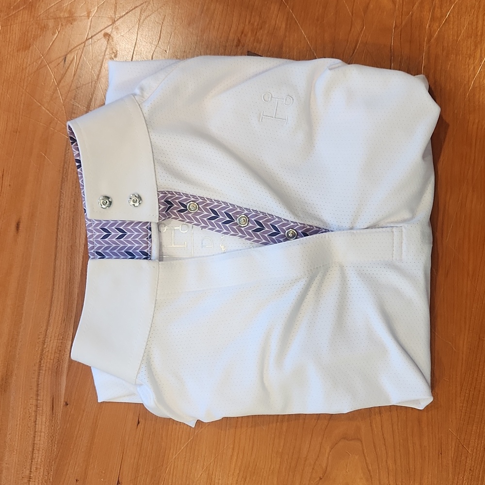 Long sleeve white top